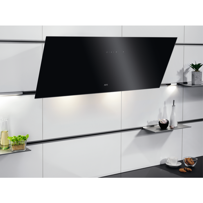 7000 SilenceTech / Wandhaube / 90 cm / Schwarz Schwarze Dunstabzugshauben AEG