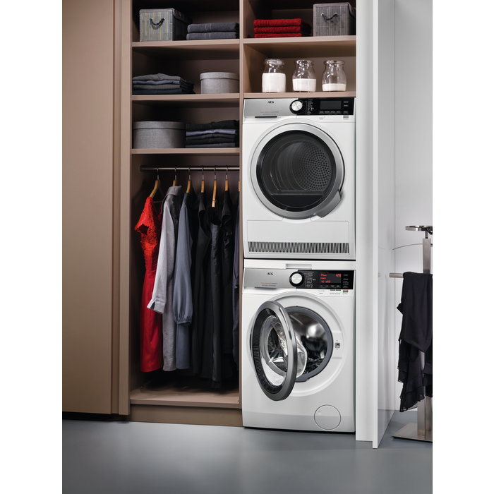 AEG - Frontlader - L9FE86495