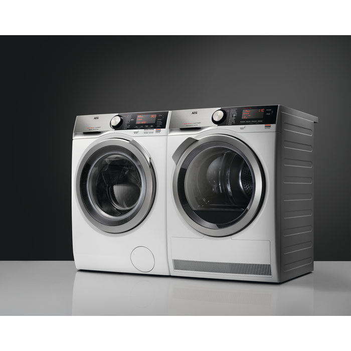 AEG - Frontlader - L8FEE80693