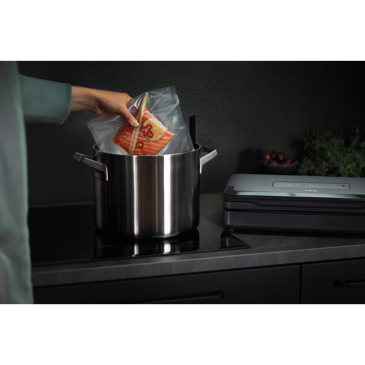 AEG - Vacuum Sealer - A6-1-6AG