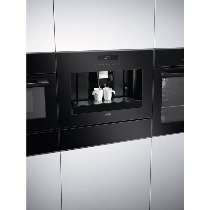AEG - Einbau-Kaffeemaschine - KKE884500B