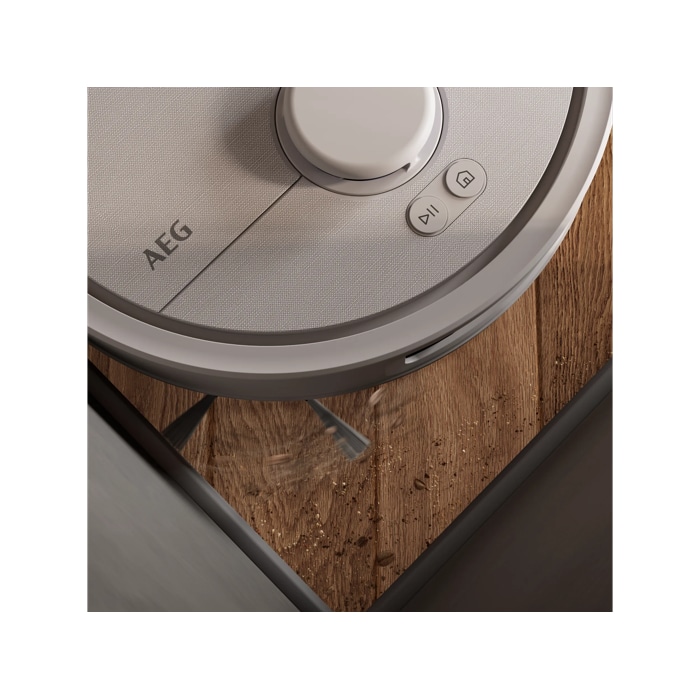 Designed to sweep debris from corners for perfect, edge-to-edge cleaning