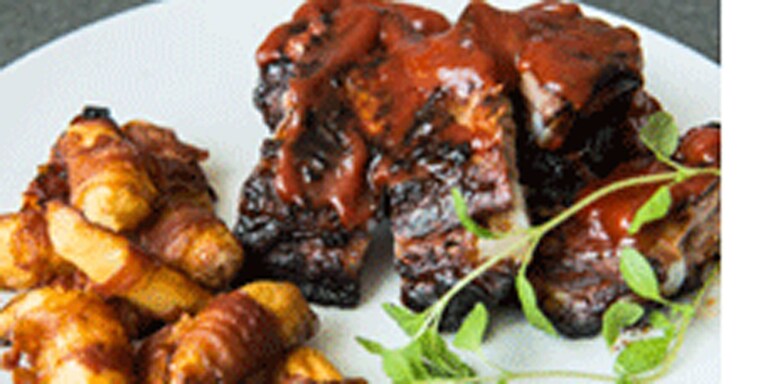 Spareribs mit Kartoffel-Speck-Wedges