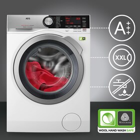 Die AEG Waschmaschine Lavamat L8FE86484 ist 20 % sparsamer als vergleichbare Geräte der Energieeffizienzklasse A+++.